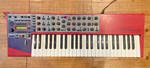 Clavia nord lead - clavia,